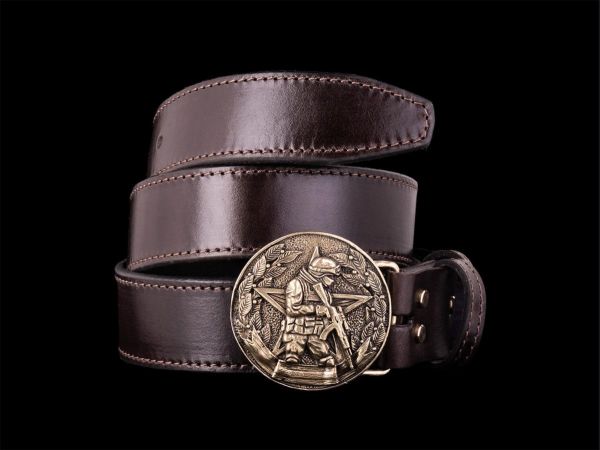 Подарки командиру - более 1000 уникальных идей что подарить военному!