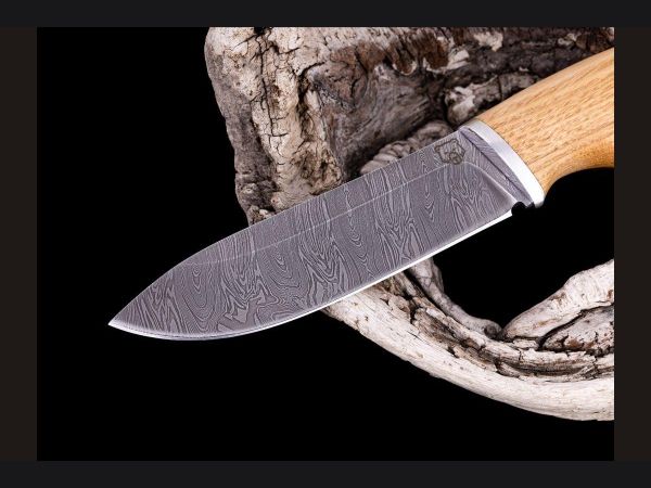 Дамасская сталь или Х12МФ, что лучше выбрать для ножа? Сравнение и тесты сталей.