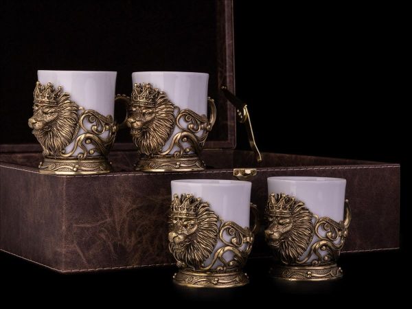 Что подарить бизнес партнерам? Идеи премиальных деловых подарков.