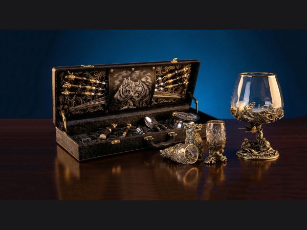 Оригинальные идеи что подарить мужчине на день рождения 56, 57, 58 или 59 лет!