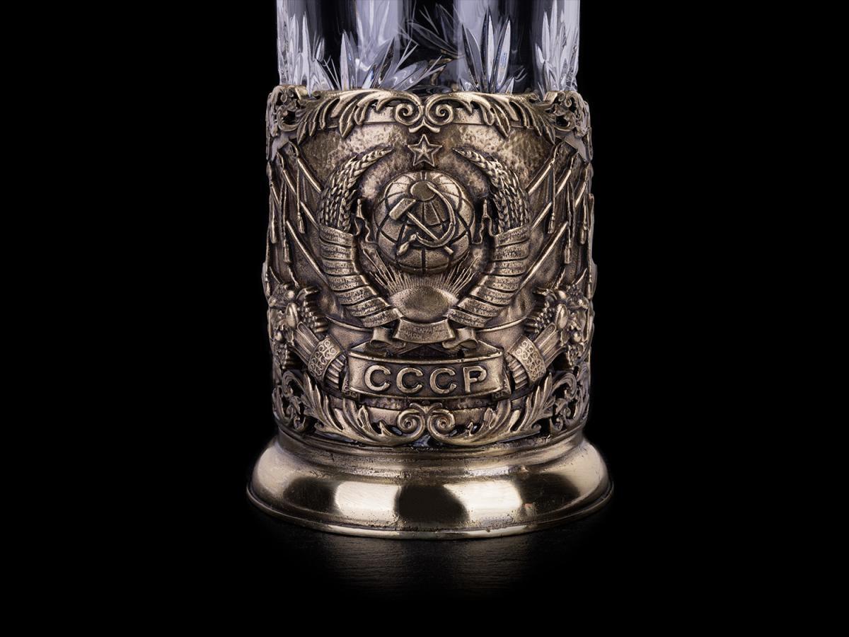 Уникальные подарки в стиле СССР: подстаканники, бокалы и другие идеи в советском стиле