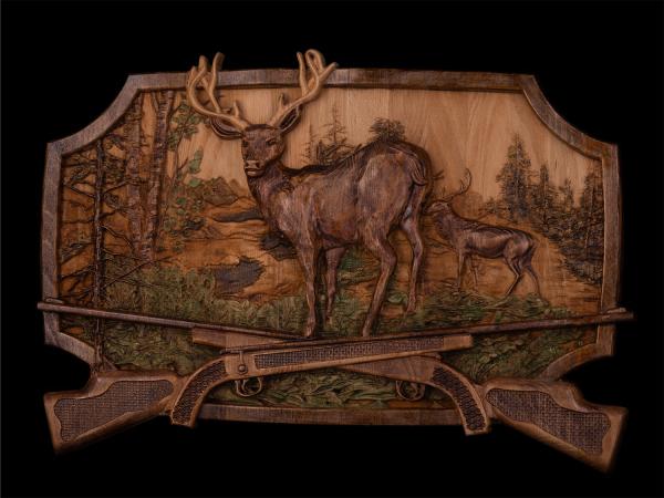 Резная деревянная картина Охота на оленя УЦЕНКА
