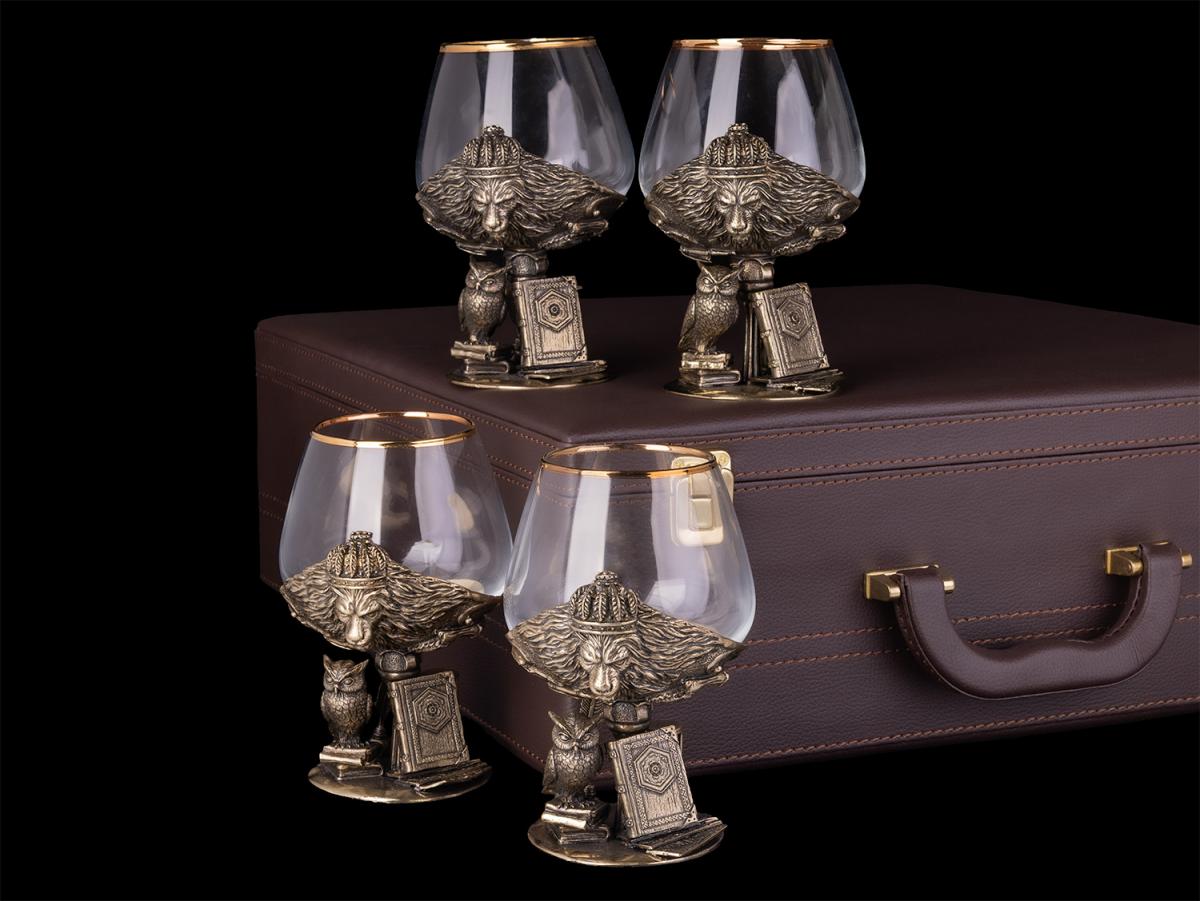 Бокалы для коньяка Мудрому руководителю 4 шт в шкатулке