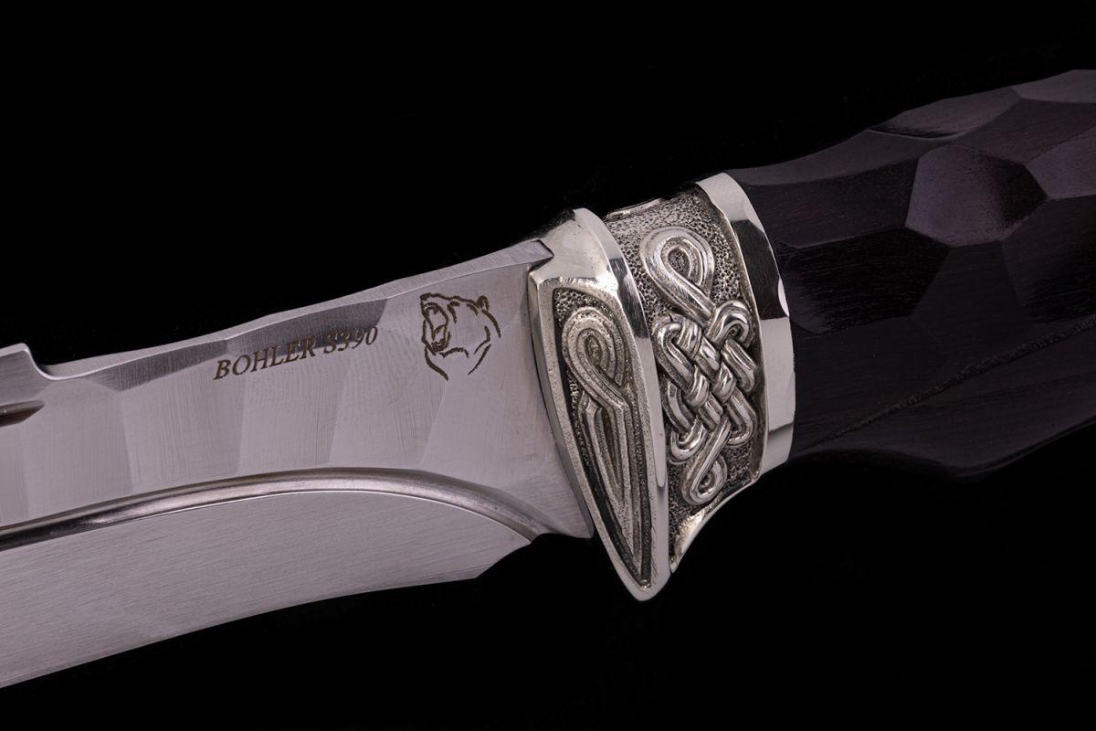 Нож Кайман (S390, долы - камень, чёрный граб, литьё мельхиор)