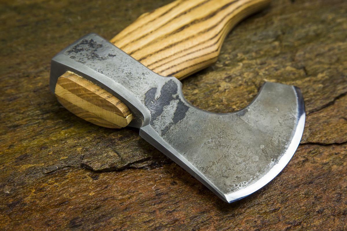 Топор большой (шх15 + у10а, ясень)