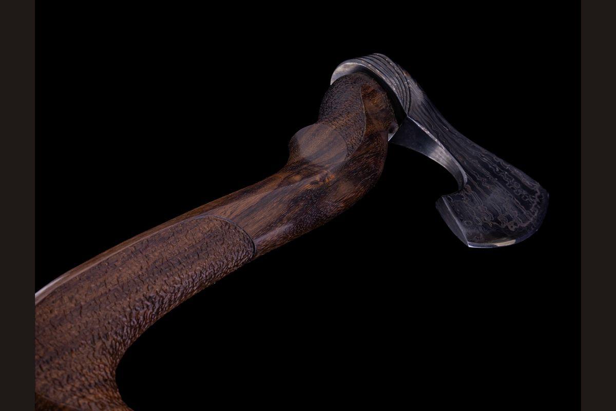 Авторский топор Викинг (Мозаичный дамаск с никелем, палисандр, ручная резьба)