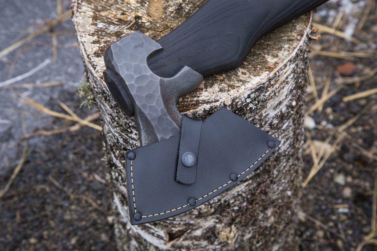 Топор Скиф (шх15+у10а, под камень, обожённый ясень)