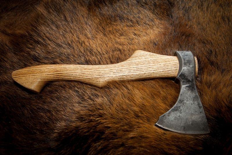 Топор малый (шх15 + у10а, ясень)