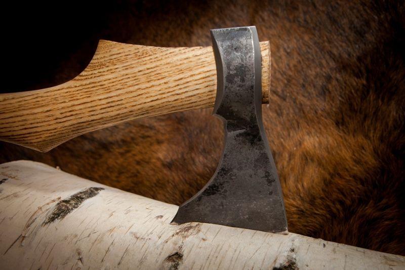 Топор малый (шх15 + у10а, ясень)