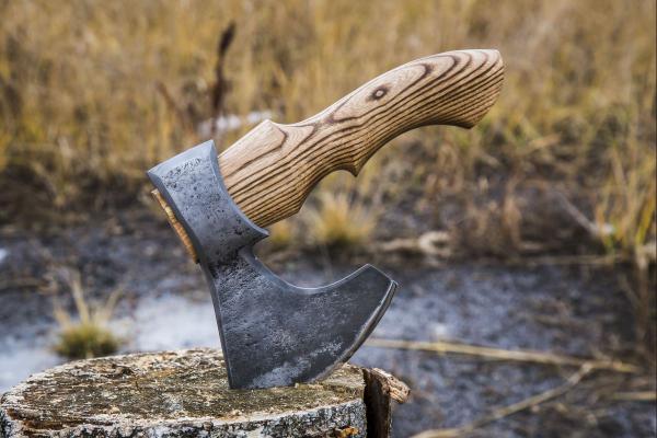 Топор малый №3 (шх15 + у10а, рукоть ясень)