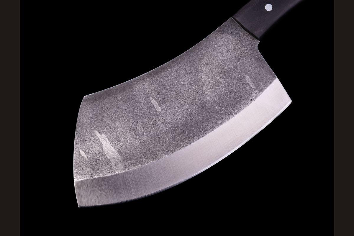 Тяпка №4 (95х18, цельнометаллическая, со следами ковки, чёрный граб)