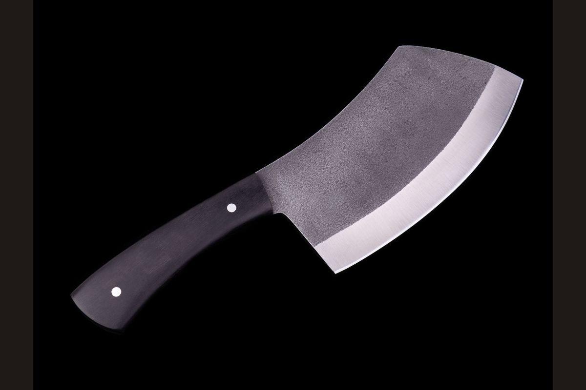 Тяпка №4 (95х18, цельнометаллическая, со следами ковки, чёрный граб)