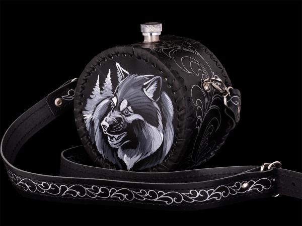 Фляжка круглая Волк №1 (черный)