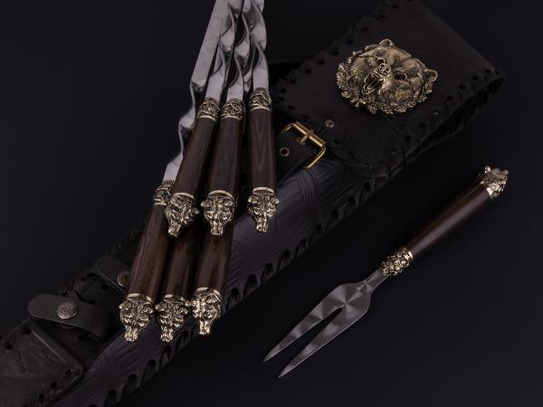 Набор шампуров Медведи в чехле из натуральной кожи с вилкой